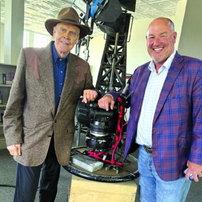 Actor Lee Majors and Dr. Jeff Harvey.