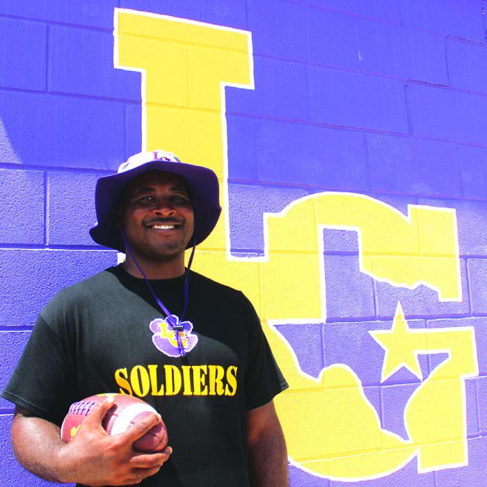 Pool Ready to Make a Splash With LG Football