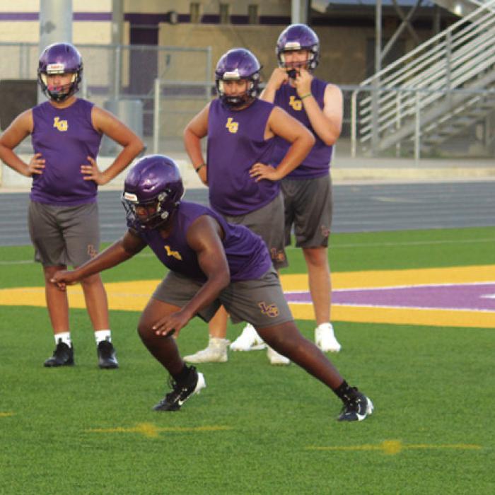 Leps Host El Campo Friday in Football Scrimmage; 104 High Schoolers Playing This Year