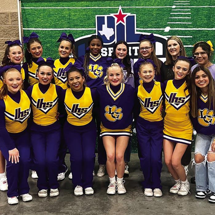 Back Row (starting on left) – Eleanor Carey, Kaedyn Otto, Clara Bundick, Jace Baptiste, Aubree Ledwick, Haedyn Cooper, Coach Kamdyn Dandignac, Mascot Ewalany Gonzalez; Front Row (starting on left) Caleigh Brock, Graysen Adams, Kaylee Soto, Kori Bayless, Lillian Carey, Hadley Deters, Manager Alley Olvera.