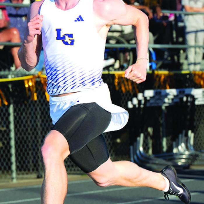 LHS Shines at District Track Meet