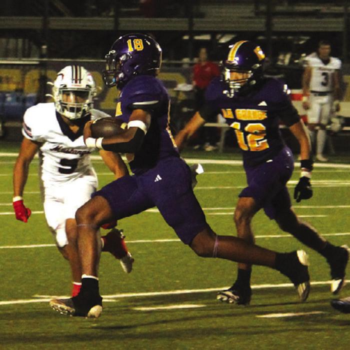 La Grange’s Da’von Giscome ran for a game-high 162 yards Friday.