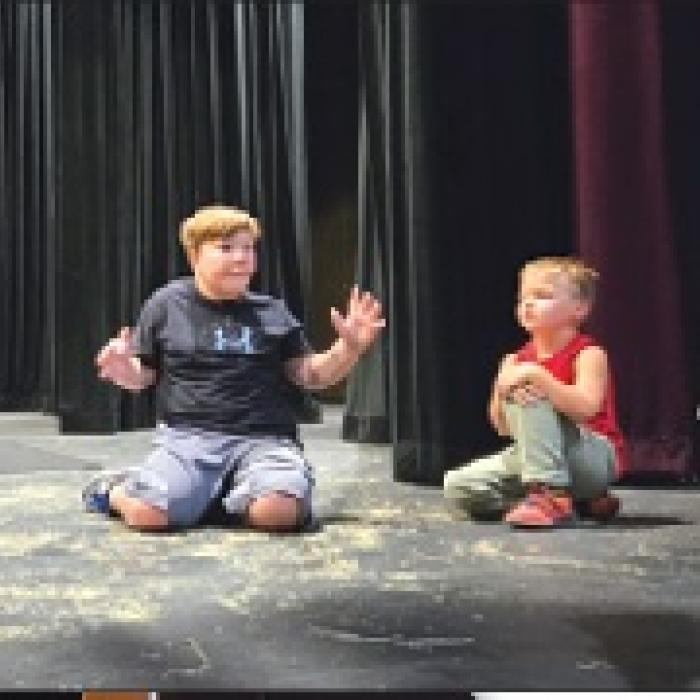 Students Weave a  Strong Network For  ‘Charlotte’s Web’