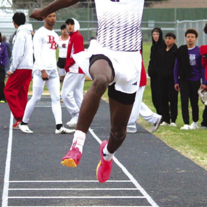 LG Girls Win Leopard Relays, Diggs Dazzles