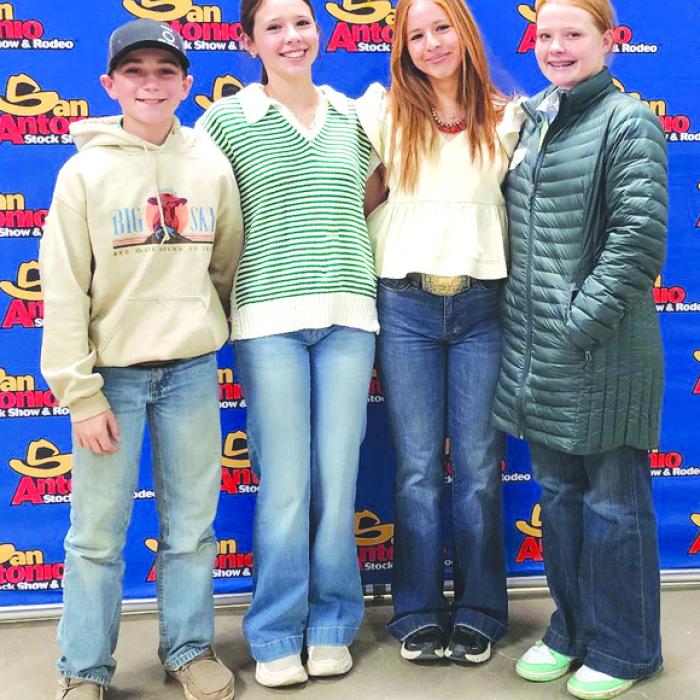 4-H Competes in Ag Product ID Contest