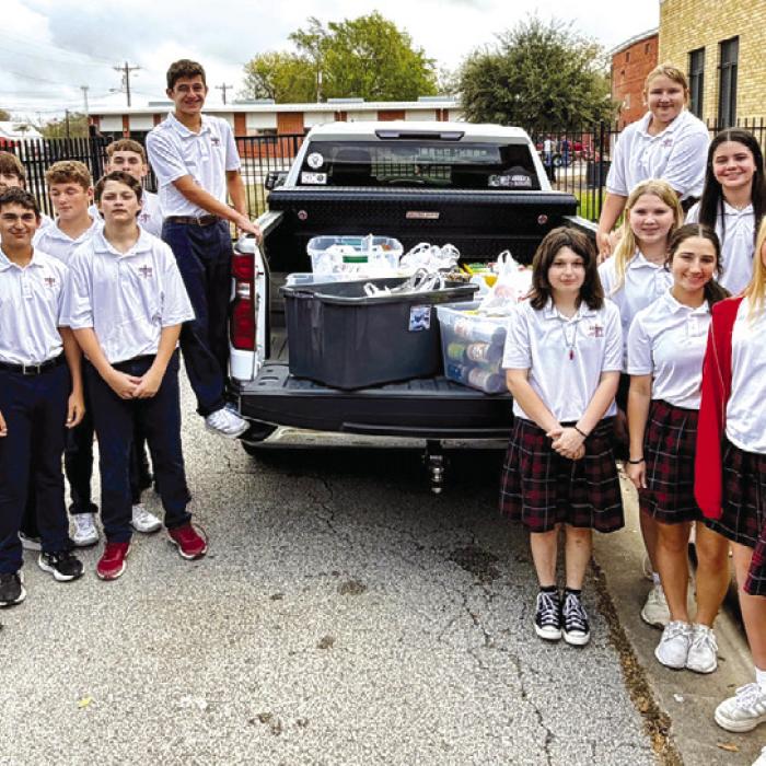 St. Rose Students Donate to Food Pantry