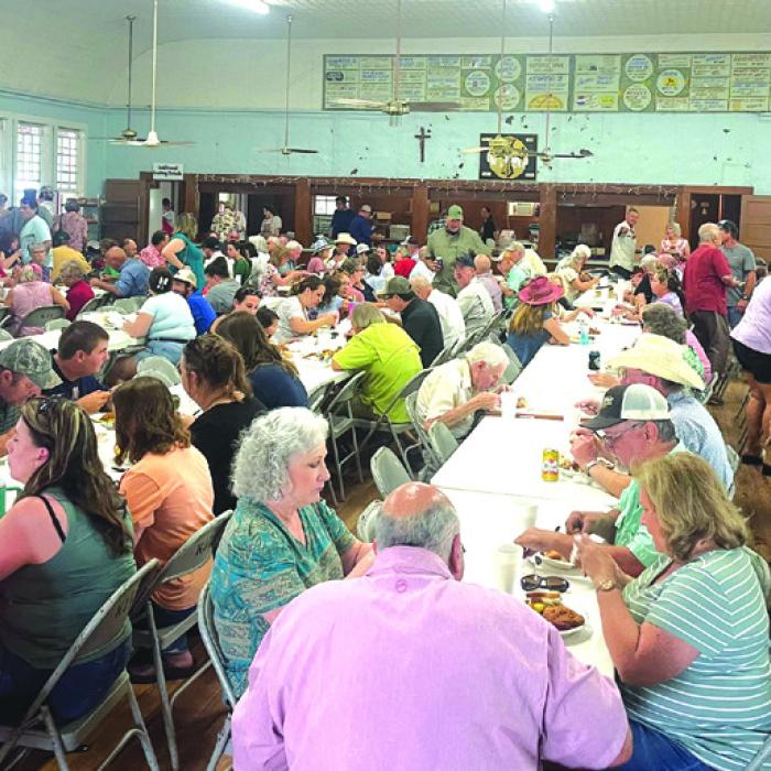 The picnic committee hadn’t yet counted all of the dinner plates they sold Sunday, but Kevin Kana, one of the organizers, said they usually sell between 2,700 and 2,800 plates, and he said this year’s crowd appeared to be about average.