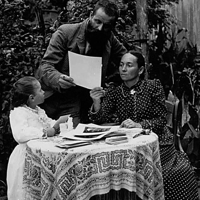 A photograph of Friederike Recknagel and family in a garden setting was featured in a New York Times article in 1975. The photo is now part of the collection of the Round Top Area Historical Society.