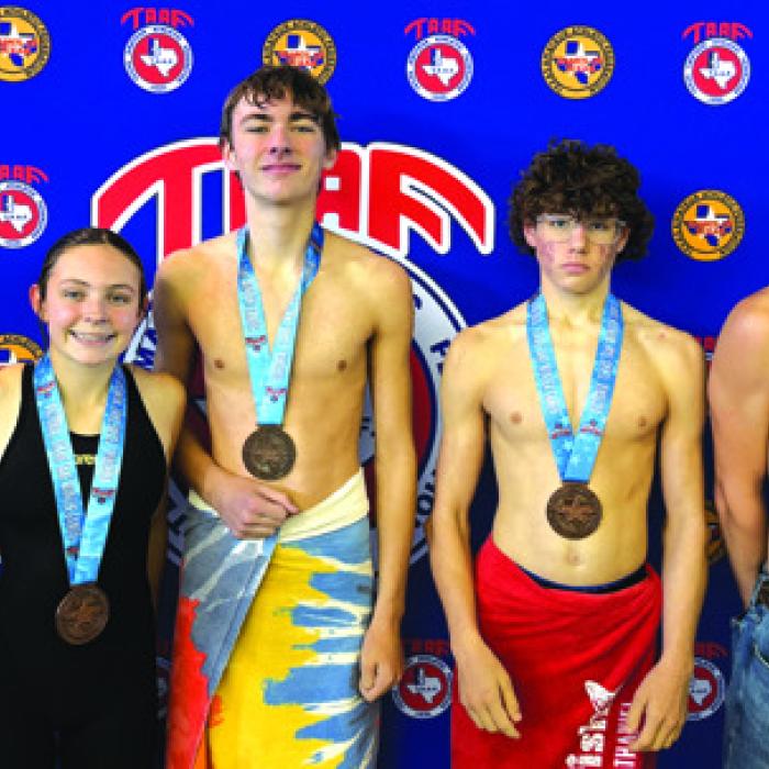 Left to right Lyria Hartley, Adysen Janacek, Van Huette, Nathanial Hayner, and Braxton Ingram