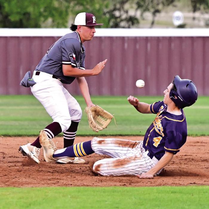 Shortstop Diego Ramirez tries to get an out for Flatonia Friday against Shiner. Flatonia lost 8-1. Photo by Stephanie Steinhauser Photo by Stephanie Steinhauser