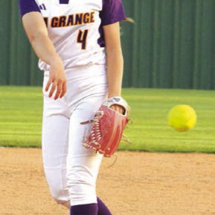 Brooke Ulrich in action Tuesday against Smithville.