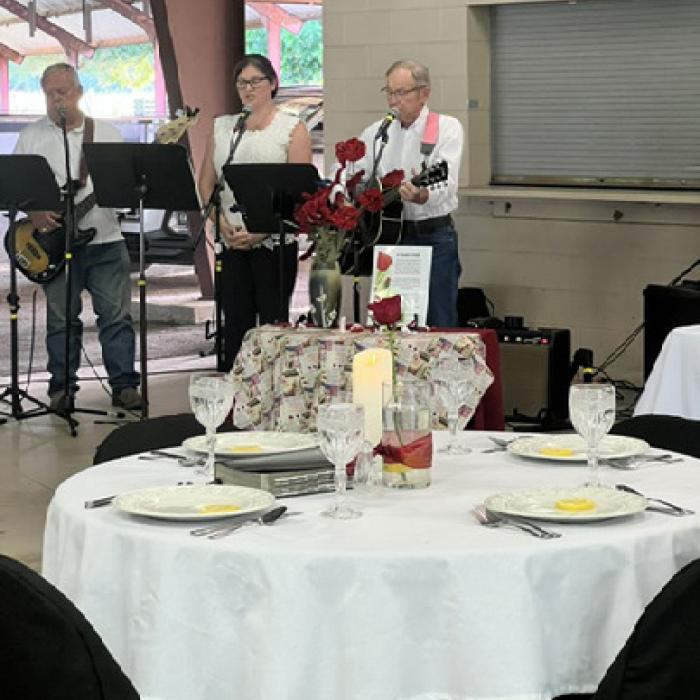 Fayetteville Honors Veterans at Memorial Day Service