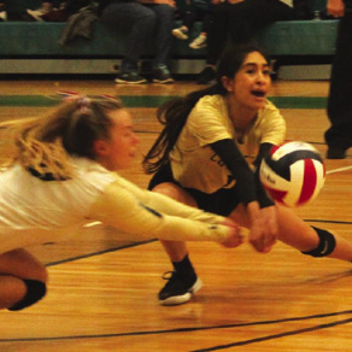 Kimberley Rohde and Maggie Salinas on a dig.