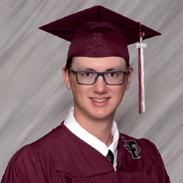 Merta, Higgins Win Scholarships
