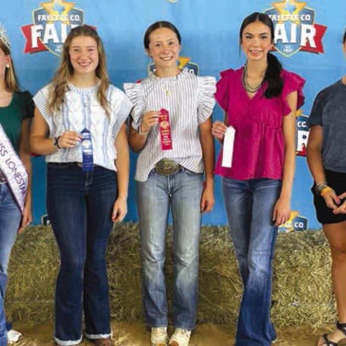 Herdsman Quiz Winners, Senior: Kylee Hoffmann-Teen Miss Lone Star State agHERculture, Reagan Williams, Eleanor Carey, Tori Newton, and sponsor Robert and April Kuck, representative Laura Surman.