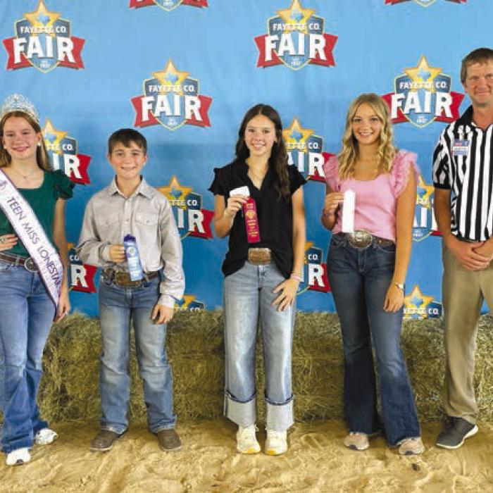 Recordbook/Interview Winners, Intermediate: Kylee Hoffmann-Teen Miss Lone Star State agHERculture, Crockett Guenther, Alexis Berckenhoff, Kaylyn Beseda, and sponsor H-E-B, representative Justin Dahse.