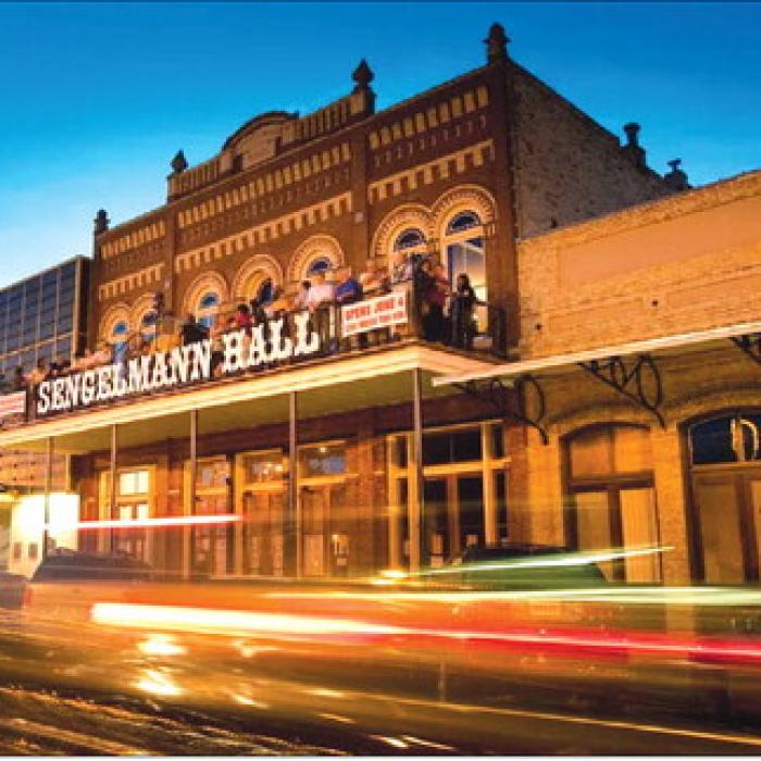 For the past 13 years the historic Sengelmann Hall in downtown Schulenburg was a restaurant and bar, but it’s closing Jan. 31.