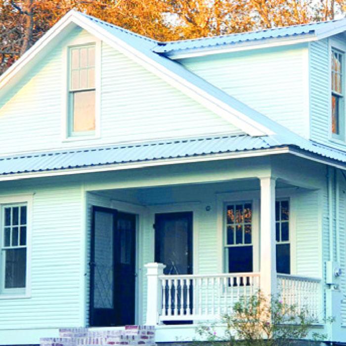 Hance House - 208 N. Rusk Street