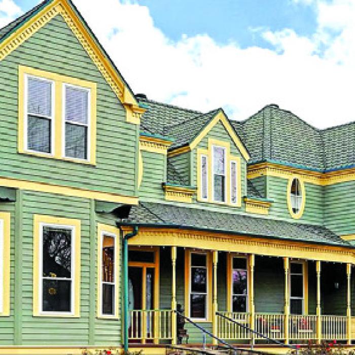 Roline’s Guest House - 209 W. Market Street