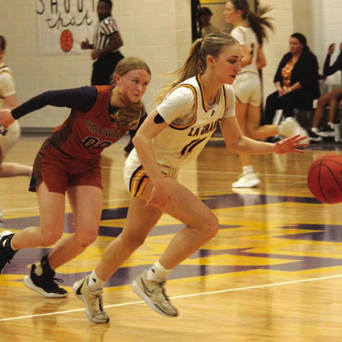La Grange’s Kylie Trlicek with a steal Friday. She scored a teamhigh 21 points. Photo by Jeff Wick