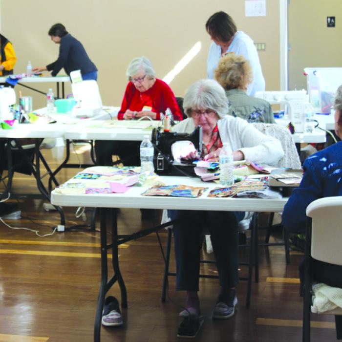 Colorado Valley Quilt Guild Holds Charity Quilts Project