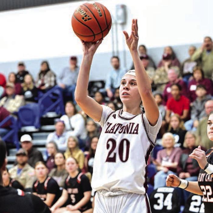 Flatonia’s Dani Vinklarek shoots the ball in Monday’s playoff victory. Photo by Stephanie Steinhauser