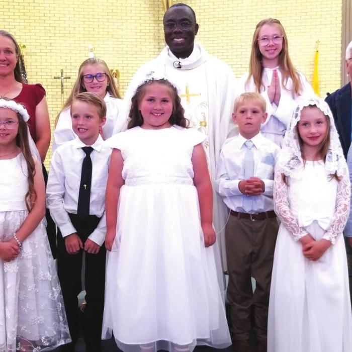 First Communion for Hostyn, Plum Youth