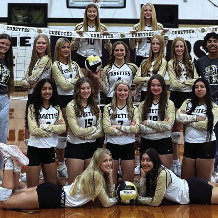 The 2025 Round Top-Carmine volleyball team defeated Fayetteville Monday to win the district title. The Cubettes now have a first round playoff bye.