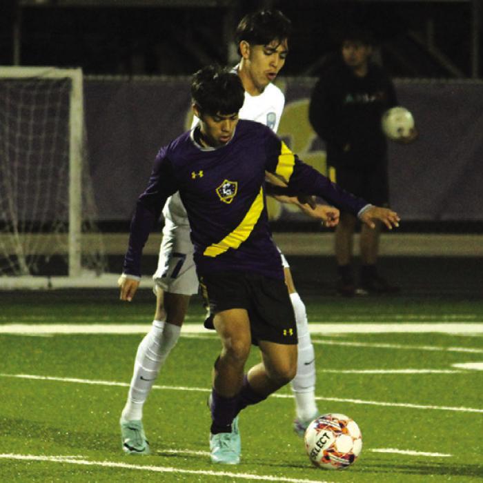 La Grange Boys Soccer Teams Falls to New Tech