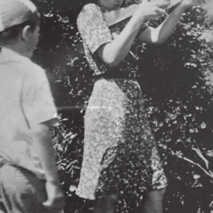 Cordell spent many happy hours plinking tin cans and homemade paper targets with the air rifl e that his sister, Novie, bought him in 1941. When Novie married and moved to Chicago in 1942, Cordell missed her a great deal. 