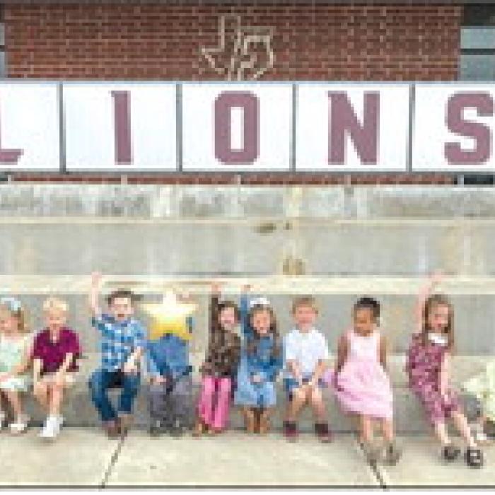 FISD Pre-K students received their awards and are ready for kindergarten.