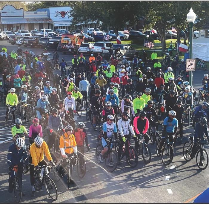 Cyclists Descend on Fayetteville