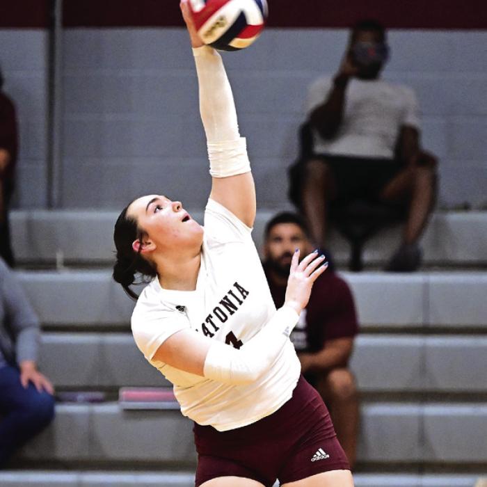 Flatonia’s Katelin Sullivan in action last week. Photo by Stephanie Steinhauser