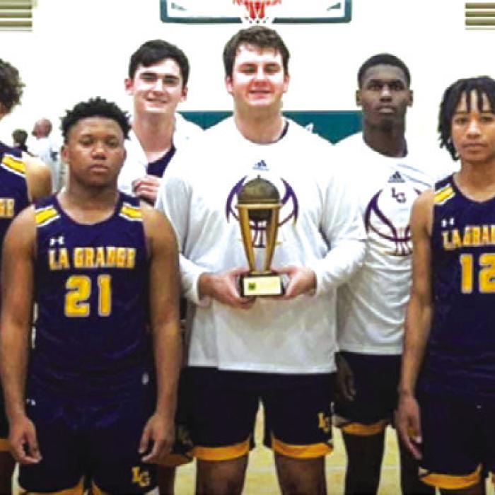 Leopards Bring Home Championship Trophy