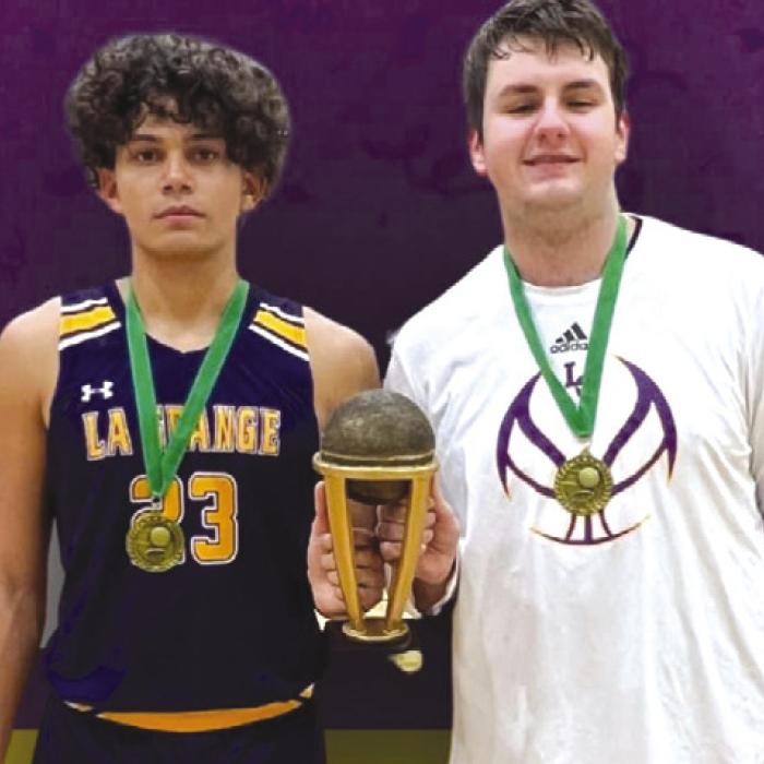 Leopards Bring Home Championship Trophy