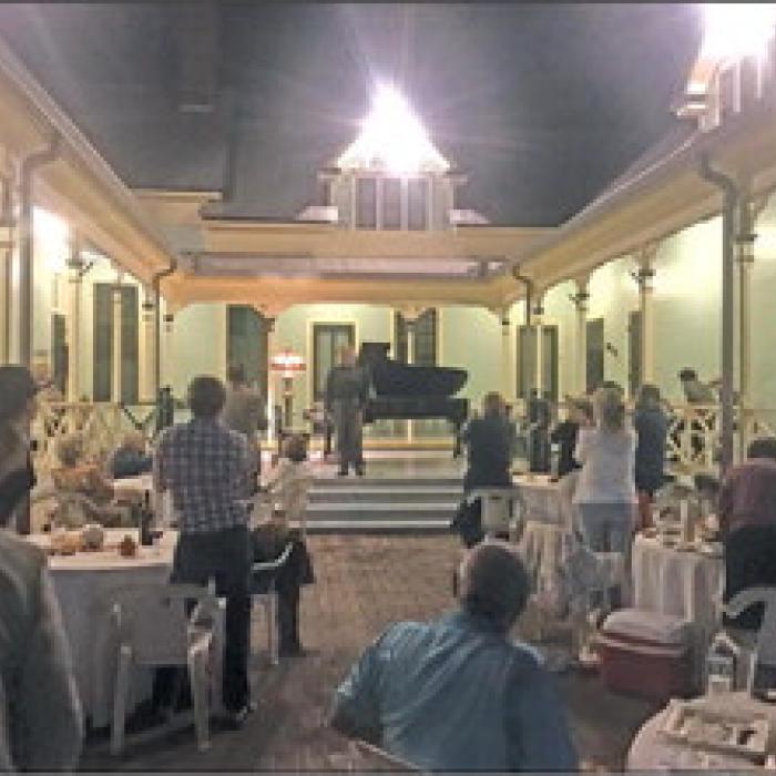 James Dick Porch Concert to Return to Festival Hill Oct. 8