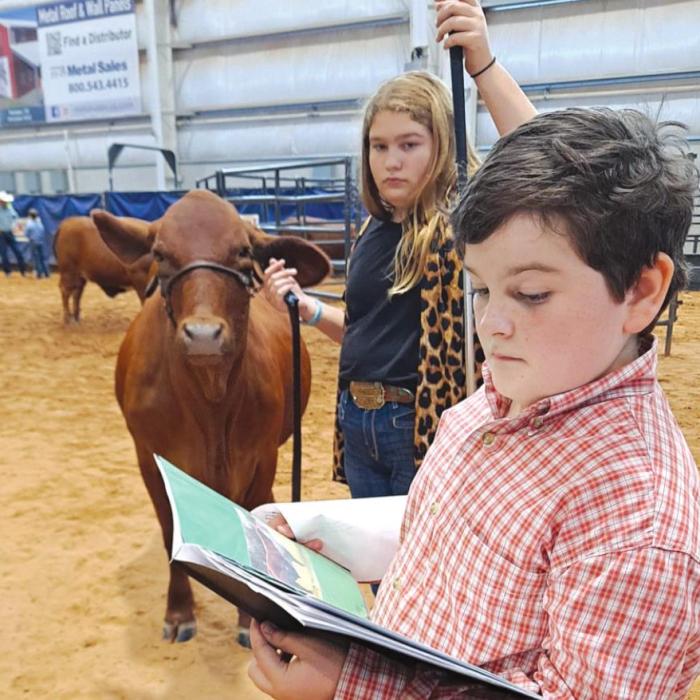 Ellinger Youth Attend Beefmaster Show and Convention