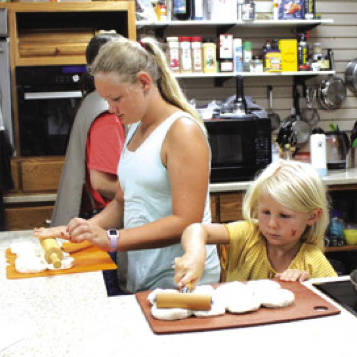 Kids Learn the Art of Cooking in Downtown LG
