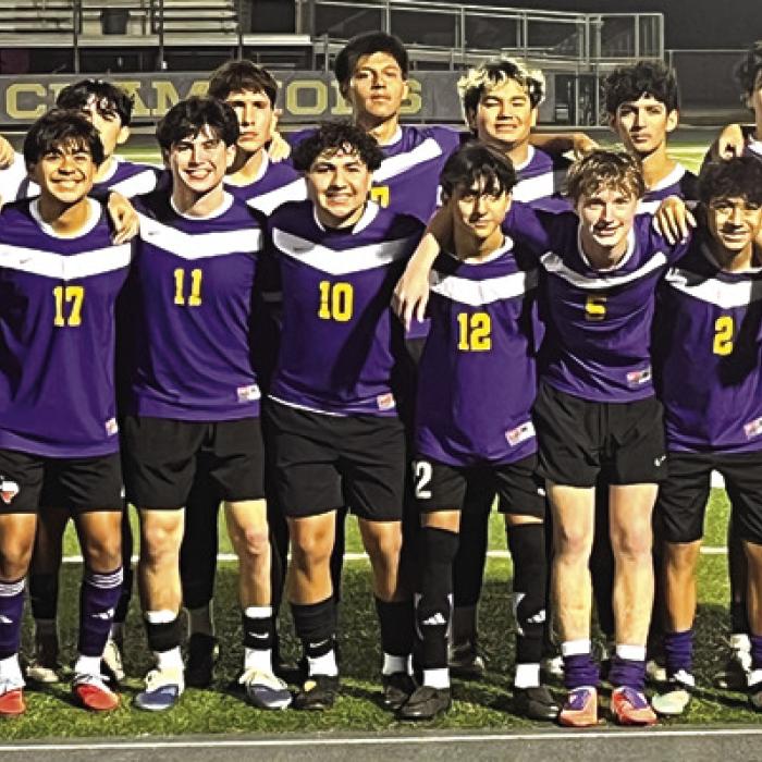 The members of the La Grange varsity boys soccer team pose on the field after Tuesday’s 6-0 season-opening victory over Luling. Photo by Jeff Wick