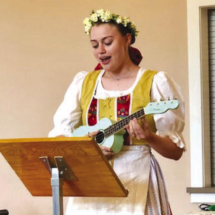Fayette Co. Czech Heritage Society Holds Meeting, Crowns Royalty