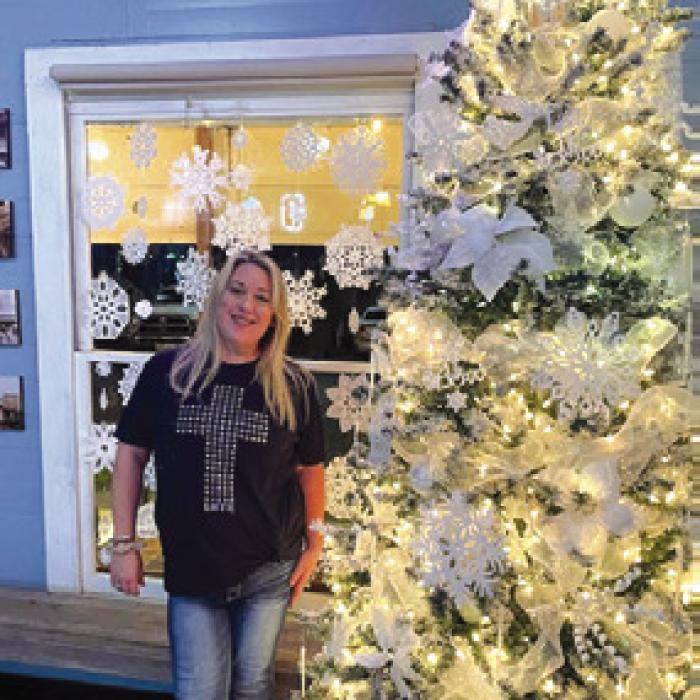 Talented Christmas tree and snowflake designer Jennifer Adams Dittman at Joe’s.