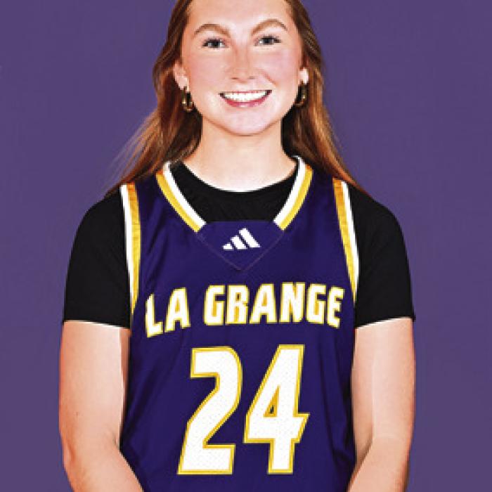 #24 Ella Nygren Senior