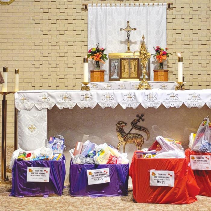 Sacred Heart Makes Donation During VBS