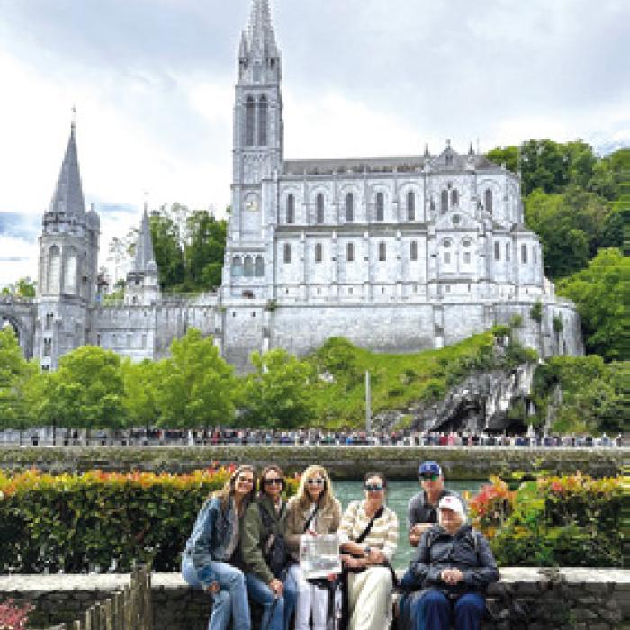 Rohde Family Takes Record to Europe