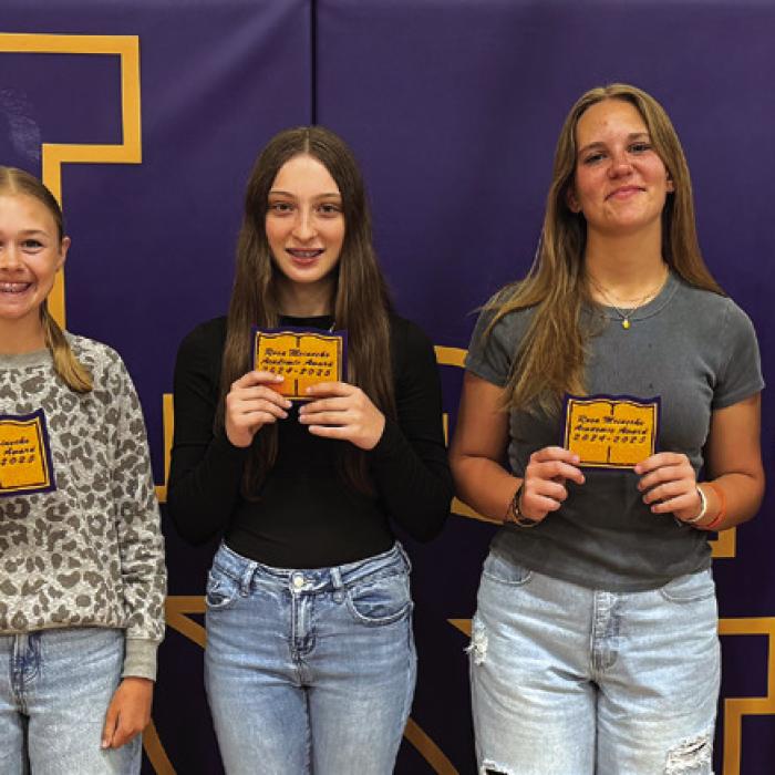 Class of 2028 – Mylah Blaschke, Lillian Carey, Audrey Green, Nora Hunt, Grady Kocian.