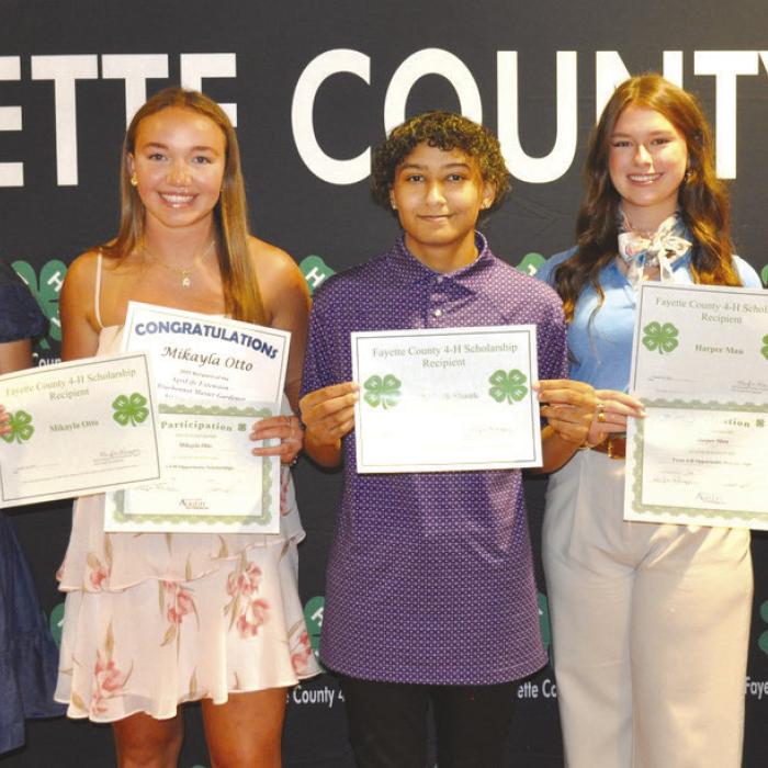 4-H Scholarship Recipients: Reagan Moreau, Mikayla Otto, Elizabeth Shank, Harper Mau, Cara Homer.
