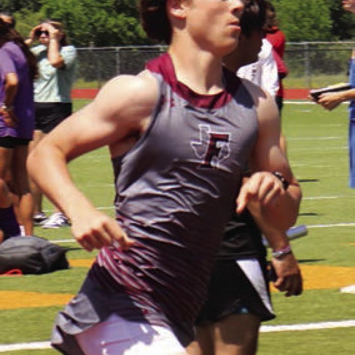 Fayetteville’s Mason Fenhaus has qualified for the state meet in the 800 meters with a time of 2:06.05.