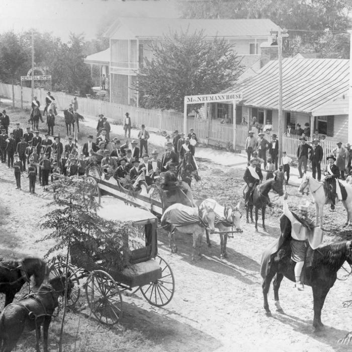 More Historical Images from the Incredible Louis Melcher