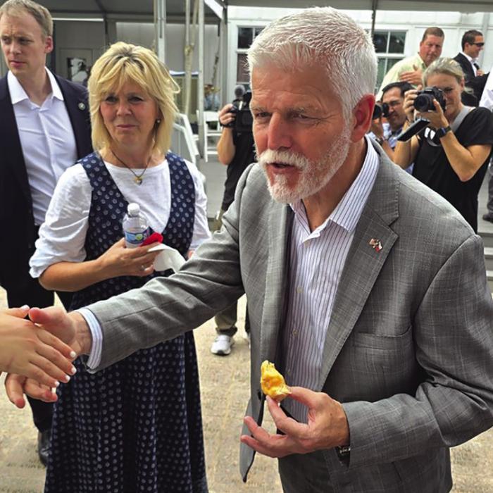 Czech President Treated to Weikel’s Kolaches