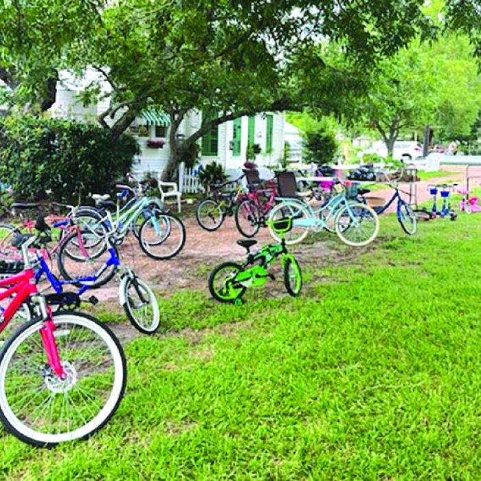 Folks Pack Fayetteville for City-Wide Garage Sale